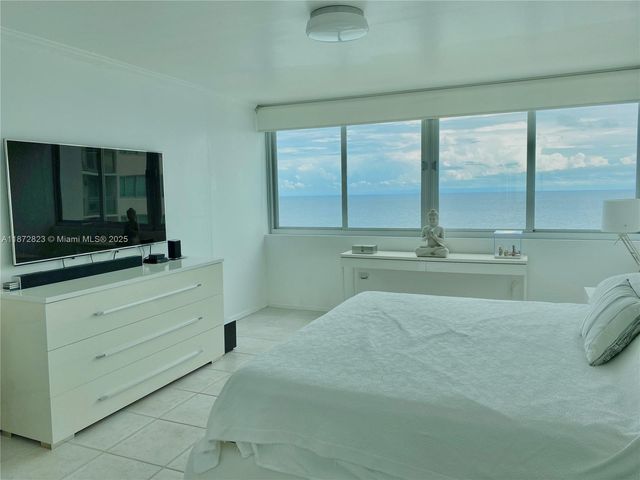 7135 Collins Ave 1806, Miami Beach, FL 33141