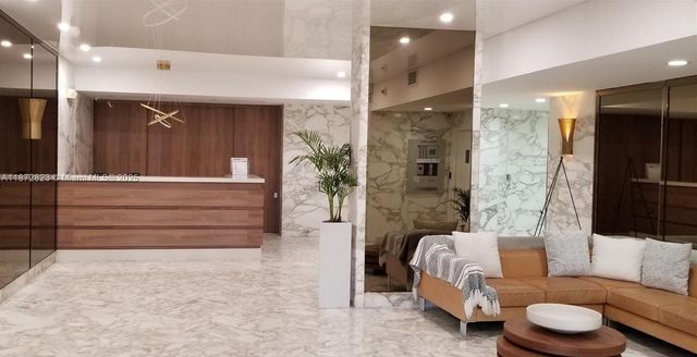 7135 Collins Ave 1806, Miami Beach, FL 33141