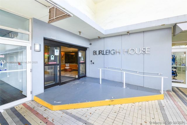 7135 Collins Ave 1806, Miami Beach, FL 33141