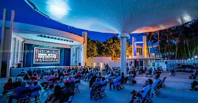 7135 Collins Ave 1806, Miami Beach, FL 33141