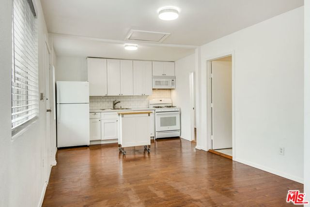 1742 W 36th Street, Los Angeles, CA 90018