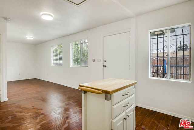1742 W 36th Street, Los Angeles, CA 90018