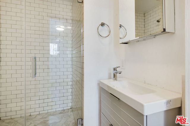 1742 W 36th Street, Los Angeles, CA 90018