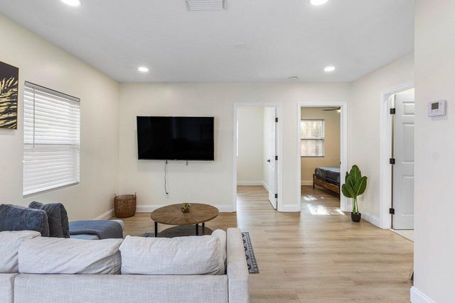 4603 N Ocean Boulevard, Boynton Beach, FL 33435