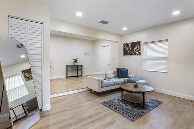 4603 N Ocean Boulevard, Boynton Beach, FL 33435