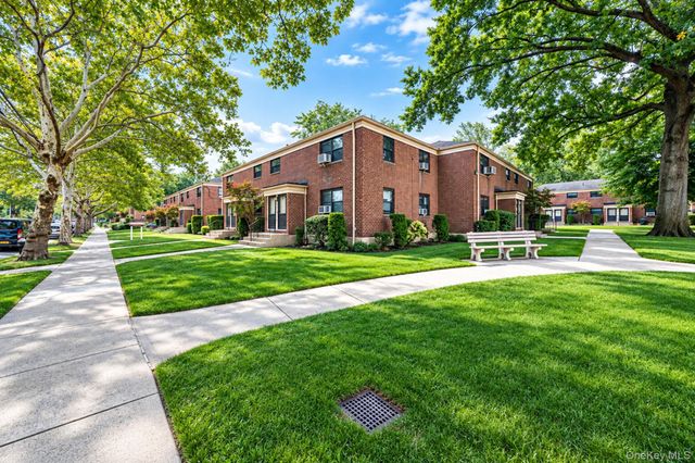 218-02 73rd Avenue 397A1, Oakland Gardens, NY 11364