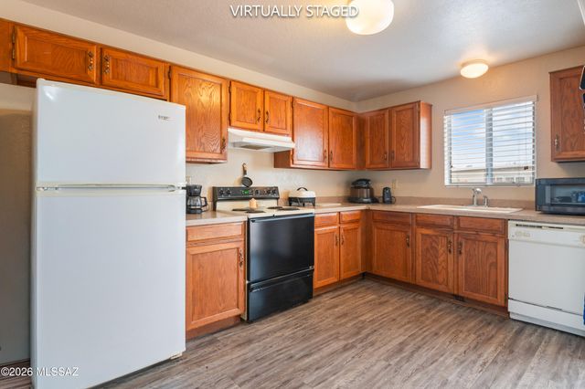 1451 N Rio-Aros, Green Valley, AZ 85614