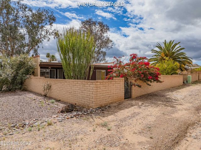 1451 N Rio-Aros, Green Valley, AZ 85614