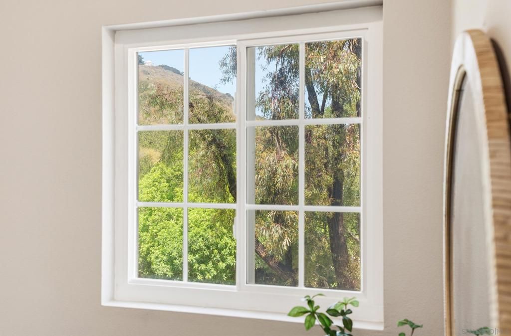 Image 12 of property listing at 3793 Balboa Ter A, San Diego, CA 92117