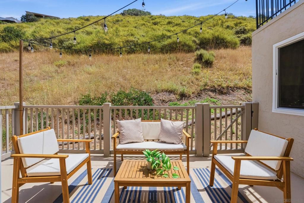 Image 4 of property listing at 3793 Balboa Ter A, San Diego, CA 92117