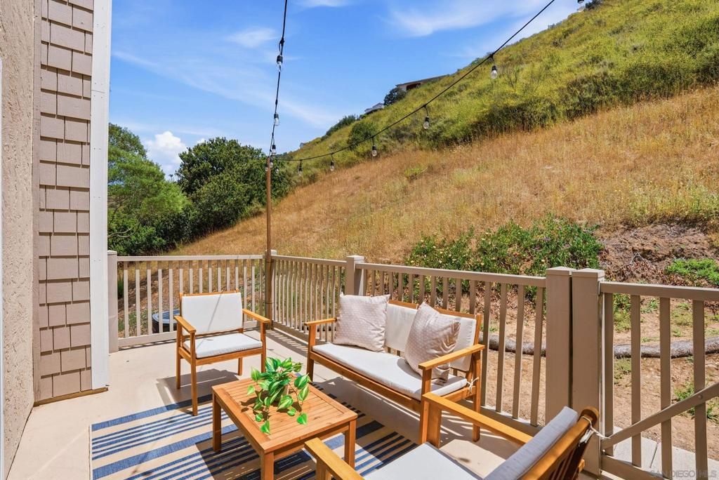 Image 5 of property listing at 3793 Balboa Ter A, San Diego, CA 92117