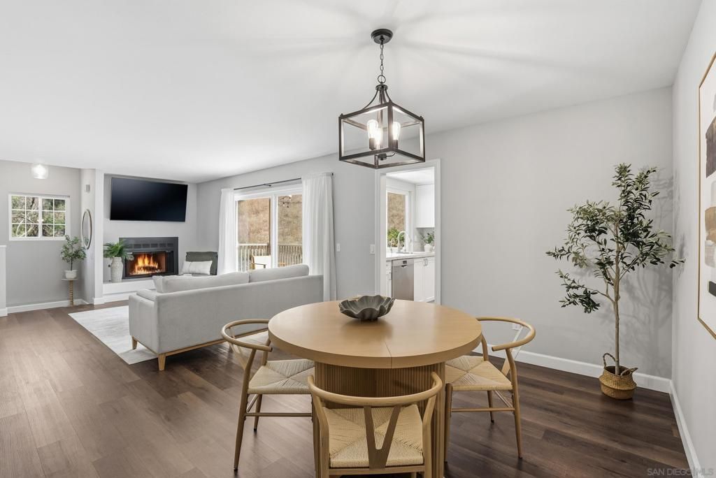 Image 6 of property listing at 3793 Balboa Ter A, San Diego, CA 92117