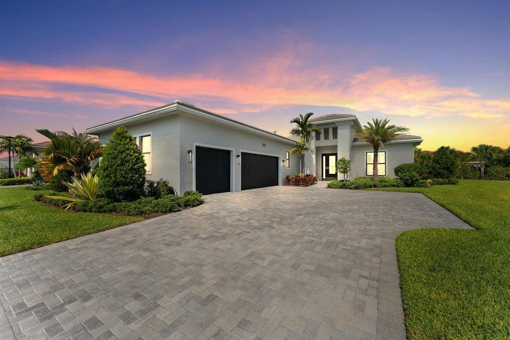 5401 Saint Vincent Lane, Westlake, FL 33470