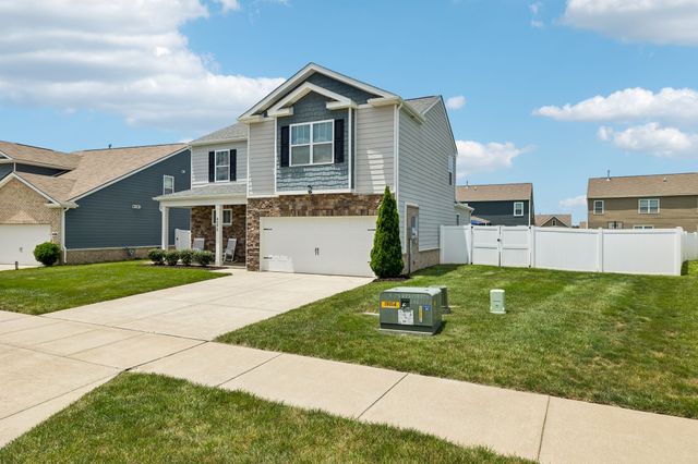 4096 Crossing Way, White House, TN 37188