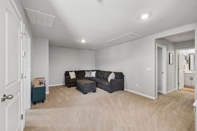 4096 Crossing Way, White House, TN 37188