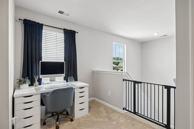 4096 Crossing Way, White House, TN 37188