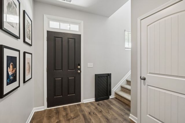 4096 Crossing Way, White House, TN 37188