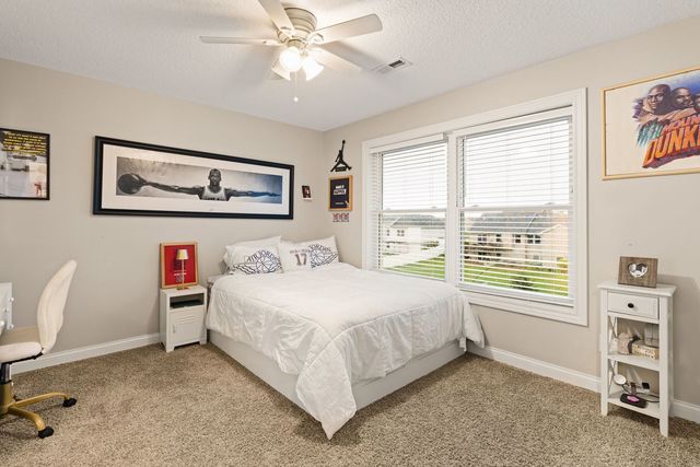 4367 55th Avenue, Bettendorf, IA 52722