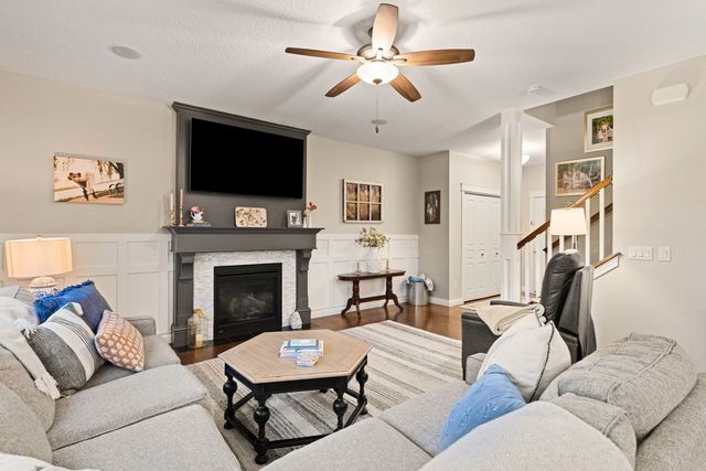 4367 55th Avenue, Bettendorf, IA 52722