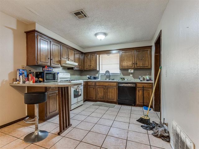 4600 Lunow Drive, Oklahoma City, OK 73135