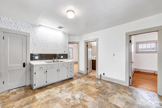 1472 HARVEY STREET, Green Bay, WI 54302