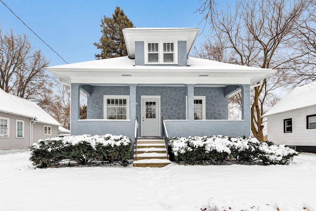 1472 HARVEY STREET, Green Bay, WI 54302