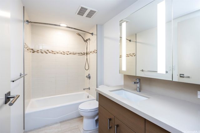 555 South Street 1811, Honolulu, HI 96813