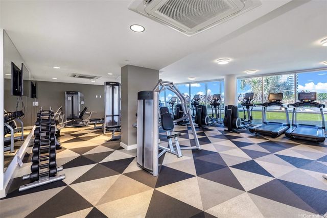 555 South Street 1811, Honolulu, HI 96813