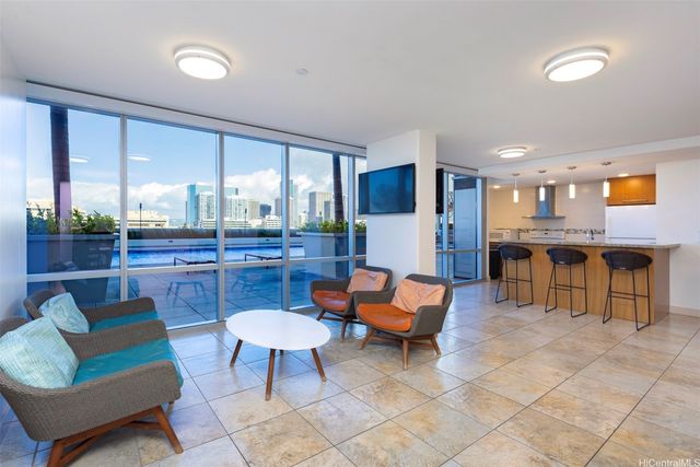 555 South Street 1811, Honolulu, HI 96813