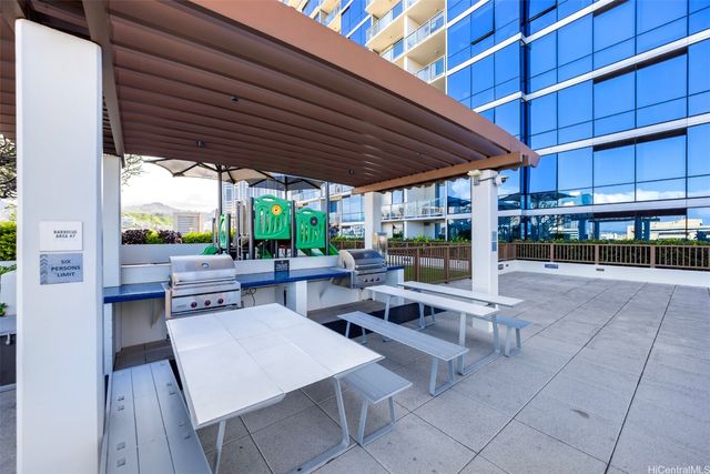 555 South Street 1811, Honolulu, HI 96813