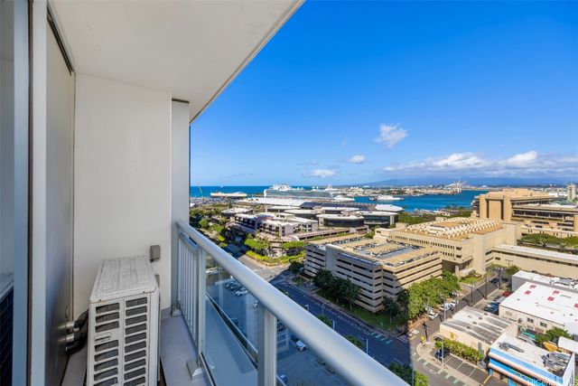 555 South Street 1811, Honolulu, HI 96813