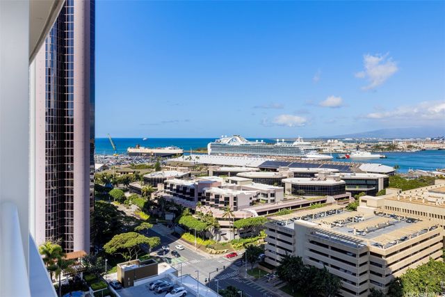 555 South Street 1811, Honolulu, HI 96813