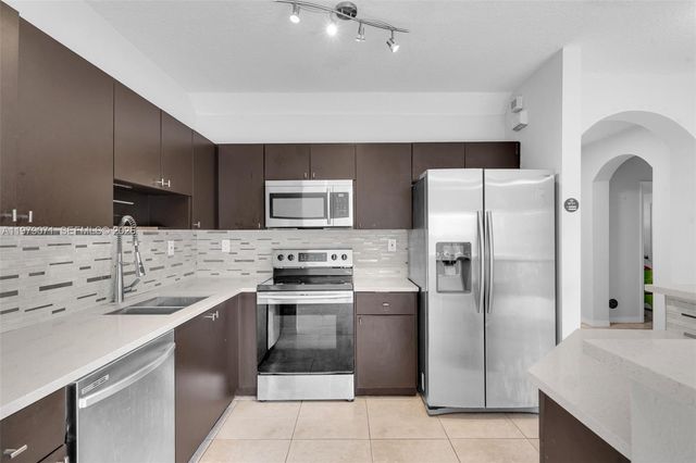 2883 SW 129th Ter, Miramar, FL 33027