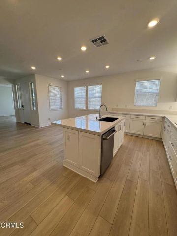 712 Guy Turner Drive, Camarillo, CA 93010