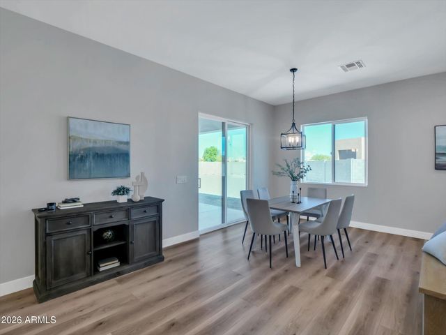 15324 W Bobwhite Way, Surprise, AZ 85387