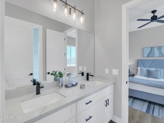 15324 W Bobwhite Way, Surprise, AZ 85387