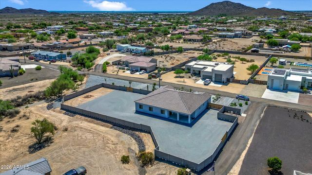 15324 W Bobwhite Way, Surprise, AZ 85387