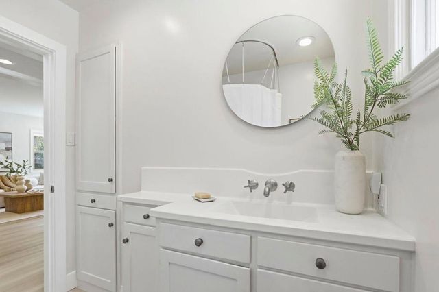918 Chabrant Way, San Jose, CA 95125
