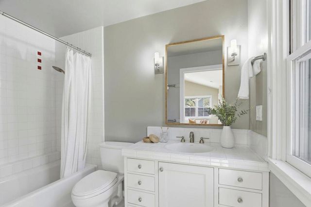 918 Chabrant Way, San Jose, CA 95125