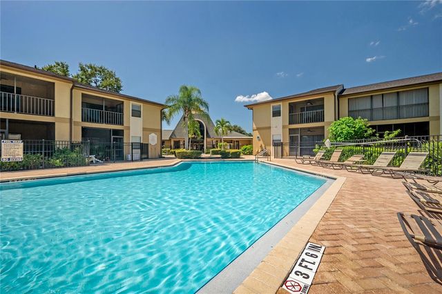 12261 SAILWINDS DRIVE 103, Largo, FL 33773