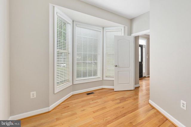 6 TOLIVER LN, Stafford, VA 22554
