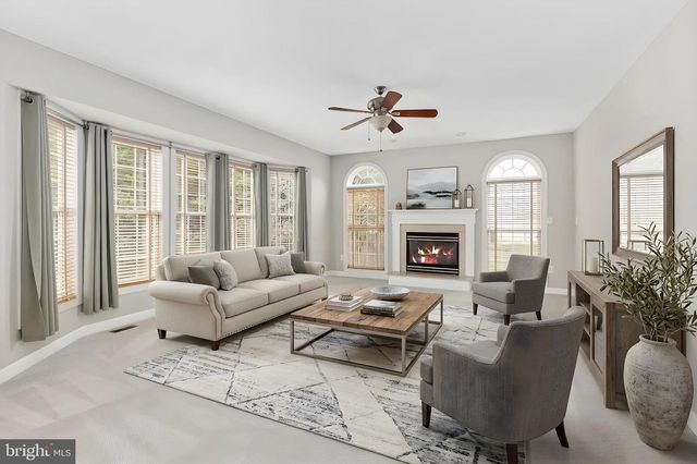 6 TOLIVER LN, Stafford, VA 22554