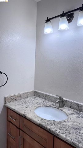 23 Raintree Court 15, Hayward, CA 94544