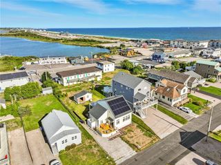 17 Montauk Avenue, Westerly, RI 02891