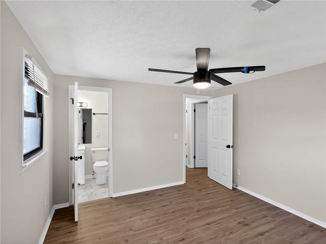 5 Knob Drive, Carrollton, GA 30116