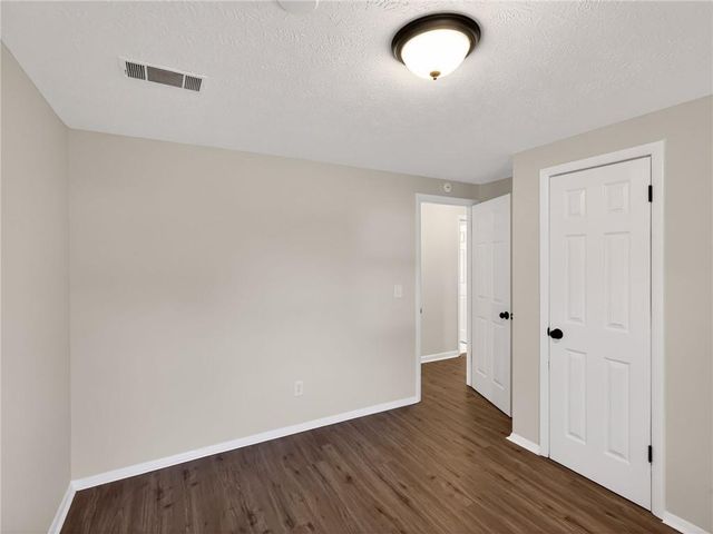 5 Knob Drive, Carrollton, GA 30116