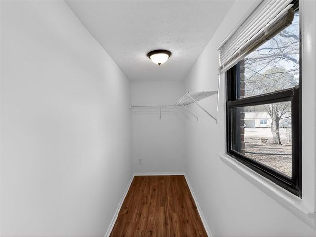 5 Knob Drive, Carrollton, GA 30116