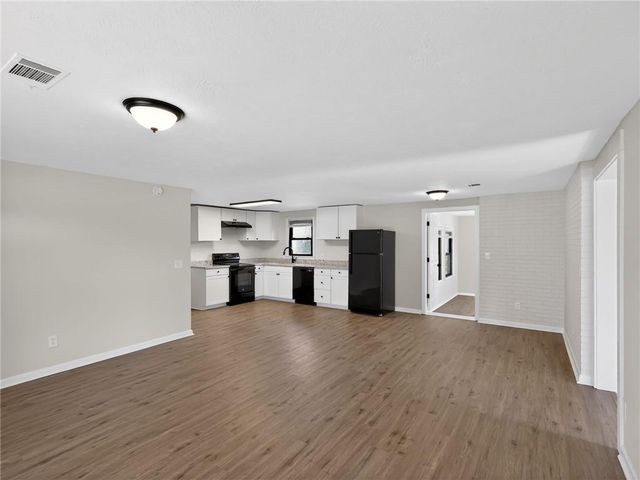 5 Knob Drive, Carrollton, GA 30116