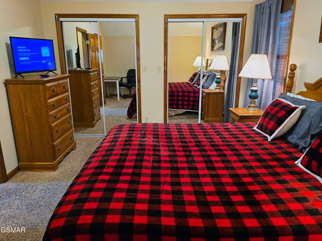 310 Greenwood Way, Pigeon Forge, TN 37863