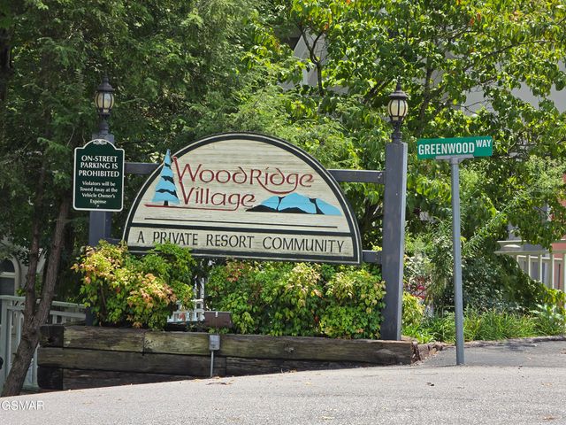 310 Greenwood Way, Pigeon Forge, TN 37863